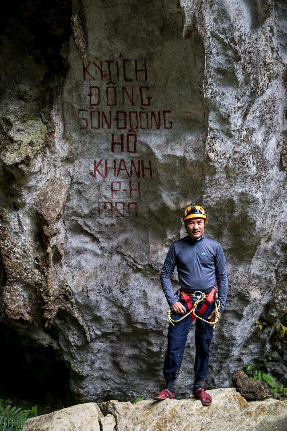 And now, He is the leader of Son Doong porter team with 125 local people.
