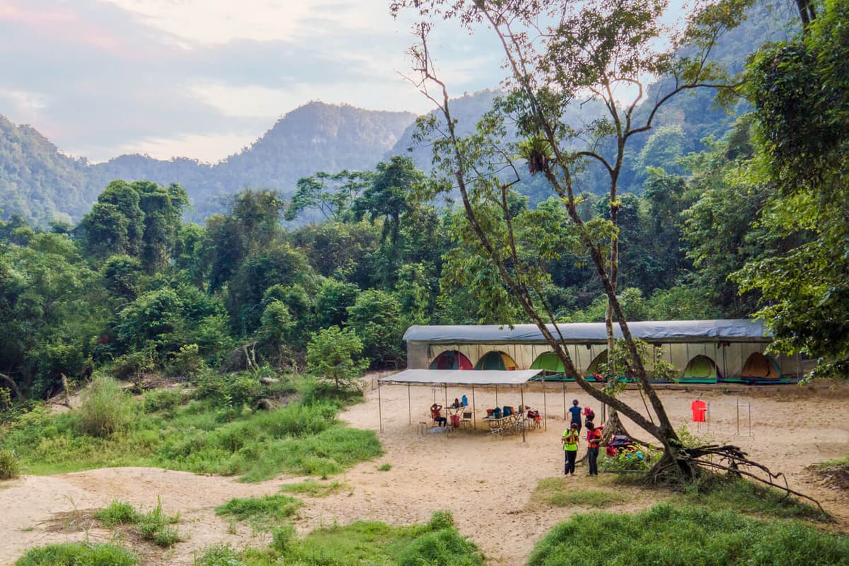 Tu Lan Campsite on a beautiful sandbank.