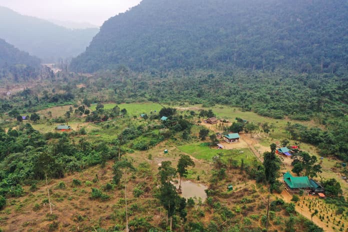 The overview of Doong Village.