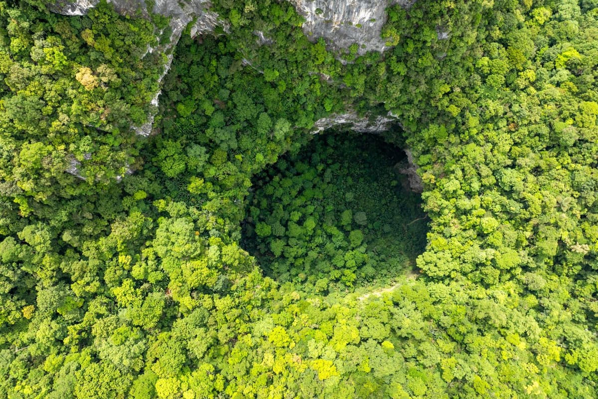Experience Son Doong Cave through 360-degree video