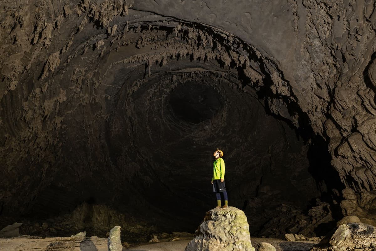 The mystery of Hang Tien Cave: inside the largest cave in Tu Lan
