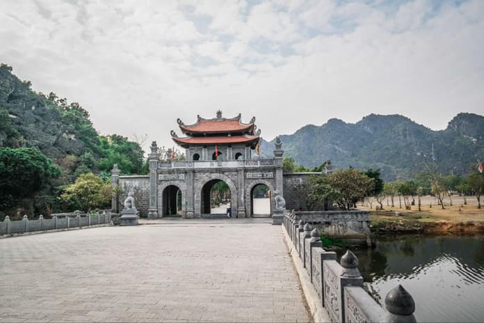 Ninh Binh Guide: Experience Vietnam's Top Scenery