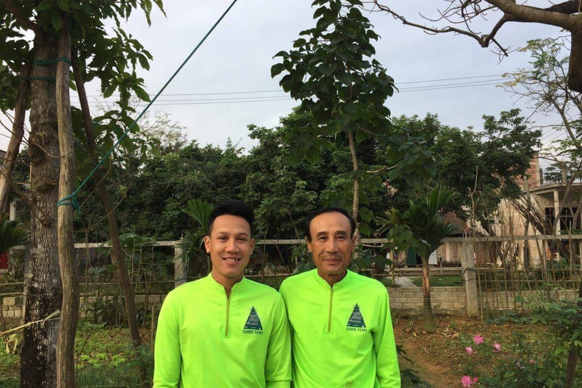 Mr. Hồ Trung Hiếu and Mr. Hồ Nguyên.